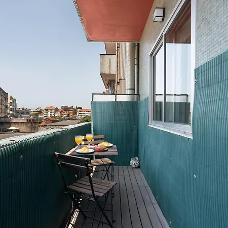 Host Wise - Modern Flats With Stunning Terrace Or Balcony - Central Location Porto Exterior photo
