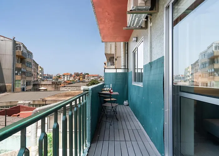 Host Wise - Modern Flats With Stunning Terrace Or Balcony - Central Location